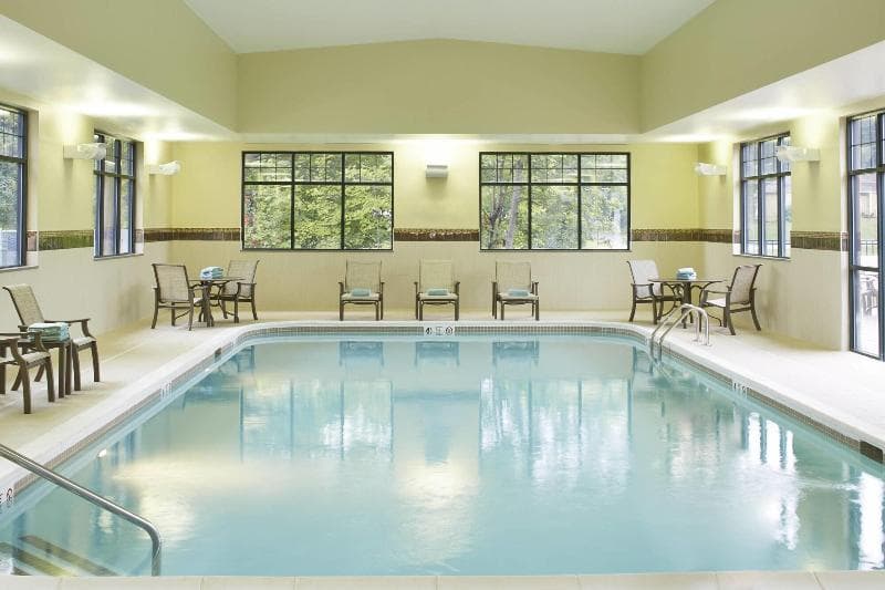 Courtyard Lake George 2