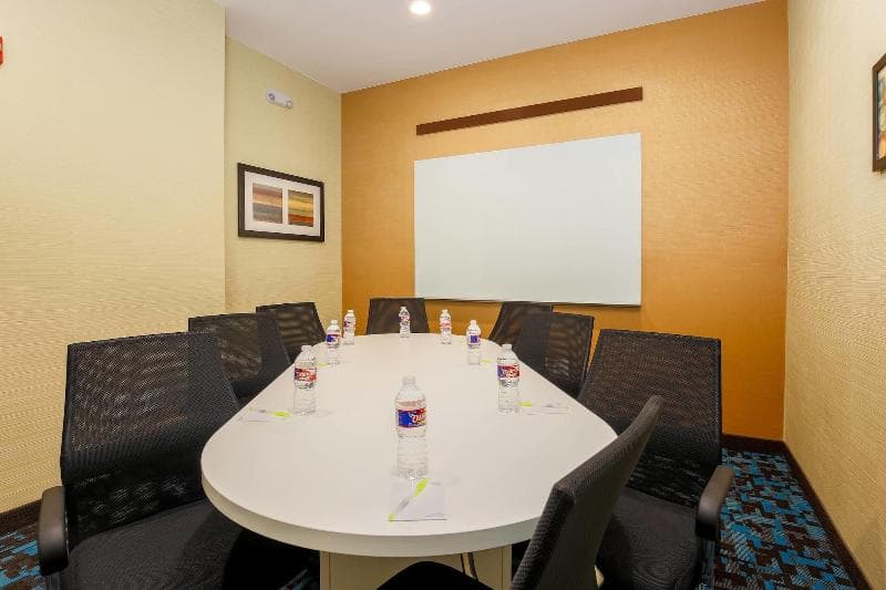 Fairfield Inn & Suites Alexandria photo 1