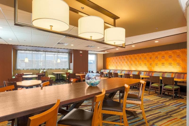 Fairfield Inn & Suites Alexandria 3