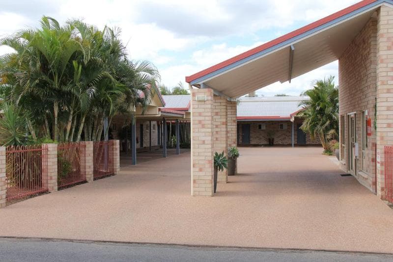 Midlander Motor Inn 2