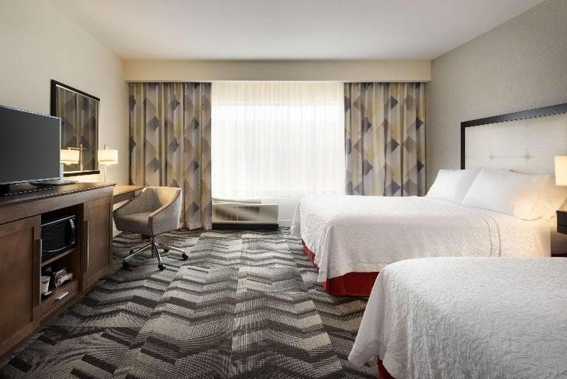 Hampton Inn Spring Hill 3