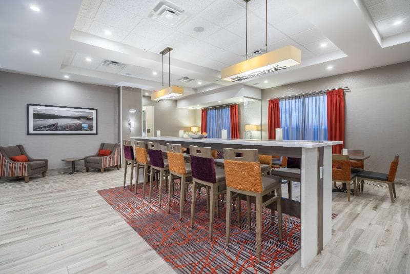 Hampton Inn by Hilton Oxford, ME 4