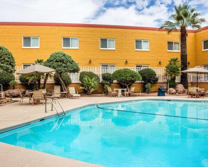 Quality Hotel Americana Nogales 5