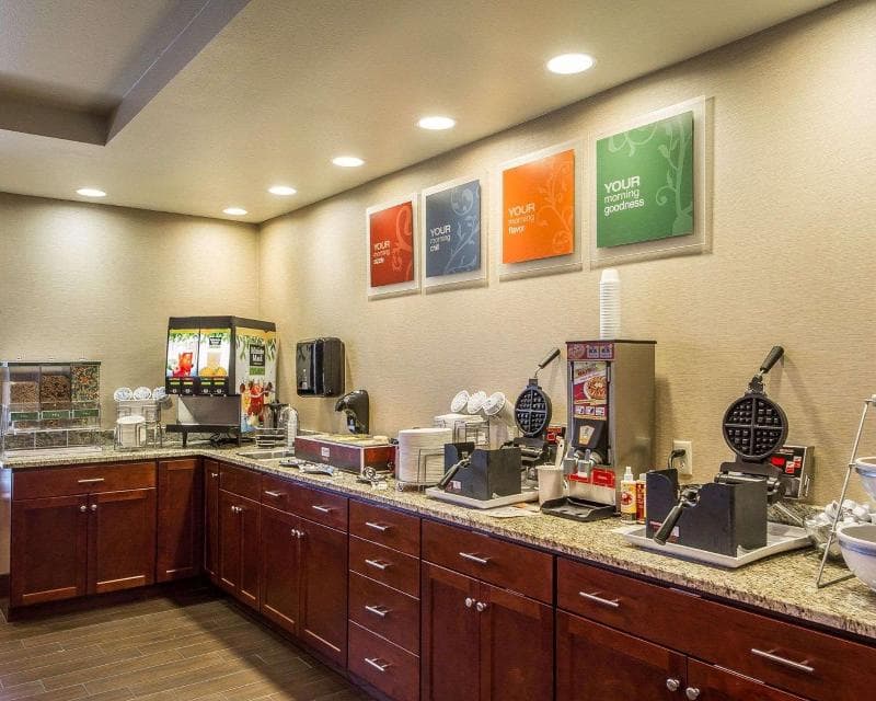 Comfort Suites Redding Shasta Lake 3
