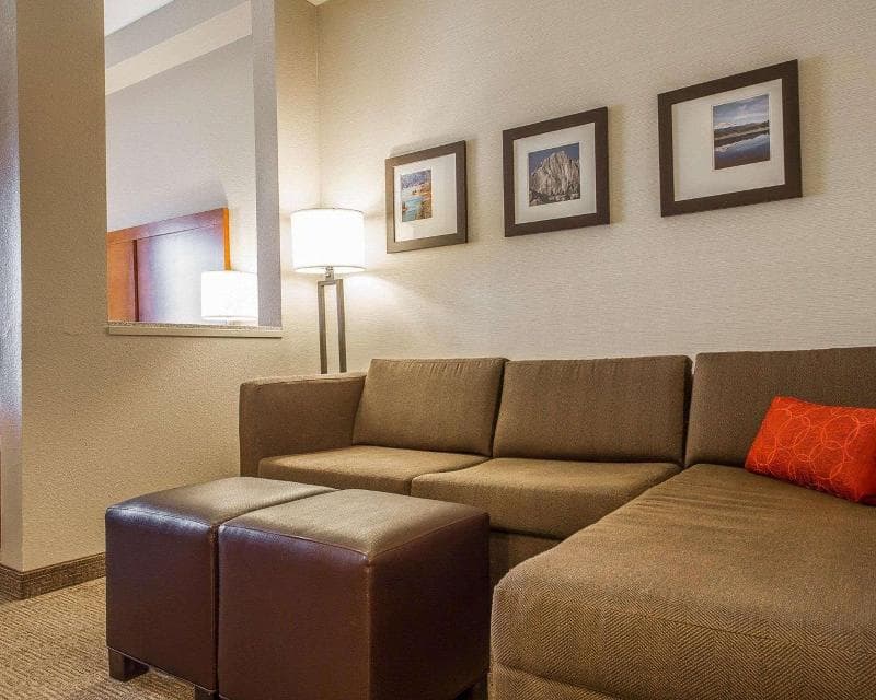 Comfort Suites Redding Shasta Lake 5