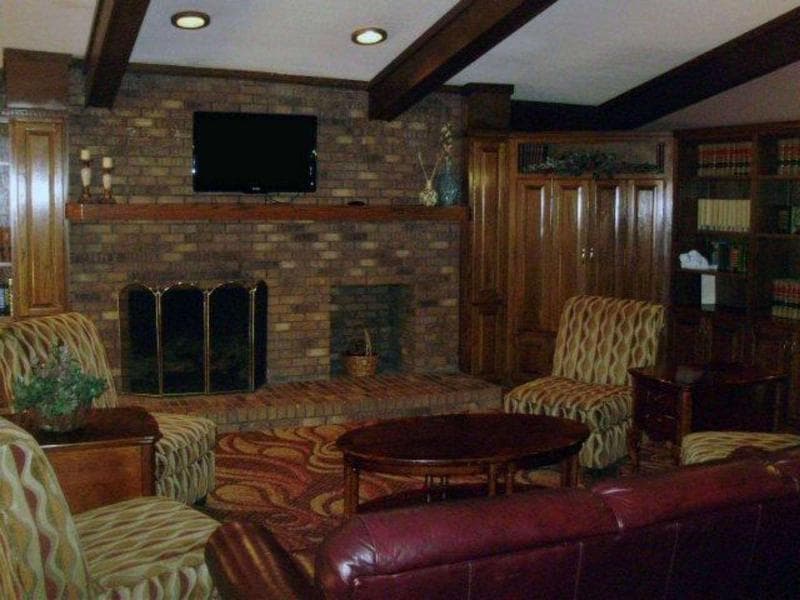 Quality Inn & Suites Searcy I-67 5