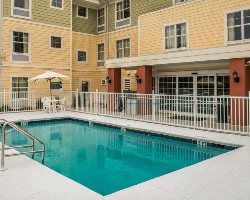 Mainstay Suites 5