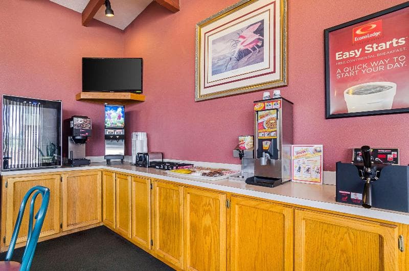Econo Lodge main