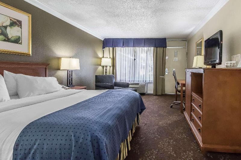 Clarion Inn Morgan City photo 1