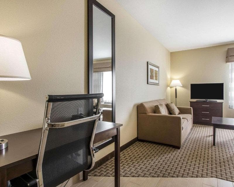Mainstay Suites Meridian 2