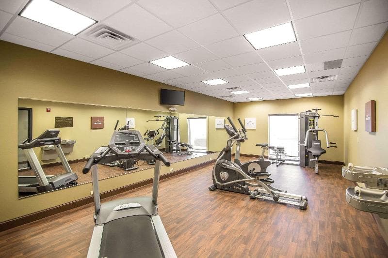 Comfort Suites Dodge City 2