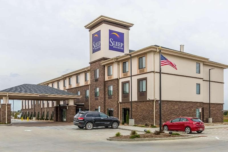 Sleep Inn & Suites 5