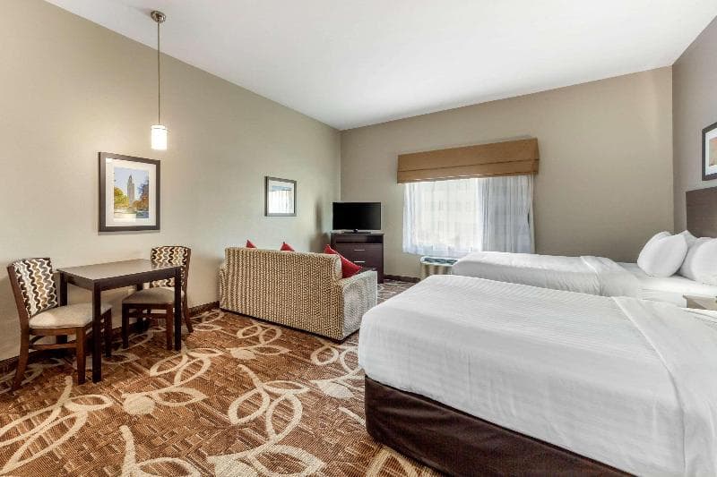 Mainstay Suites University 2