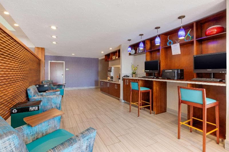 Comfort Suites Las Cruces I 25 North photo 1