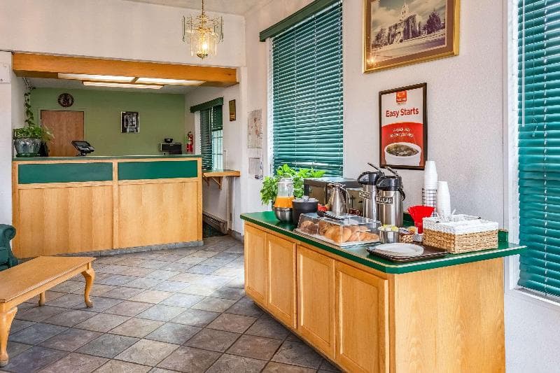 Econo Lodge Prineville photo 1