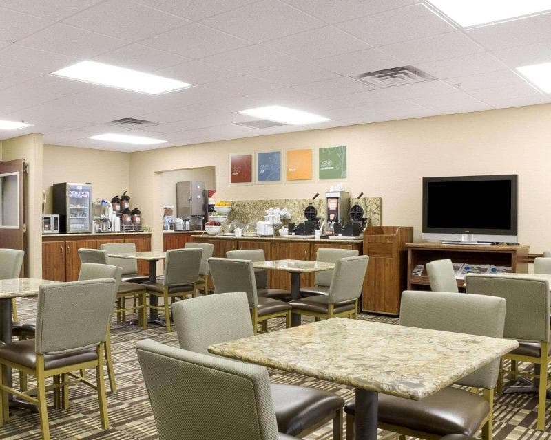 Comfort Inn Bismarck 5
