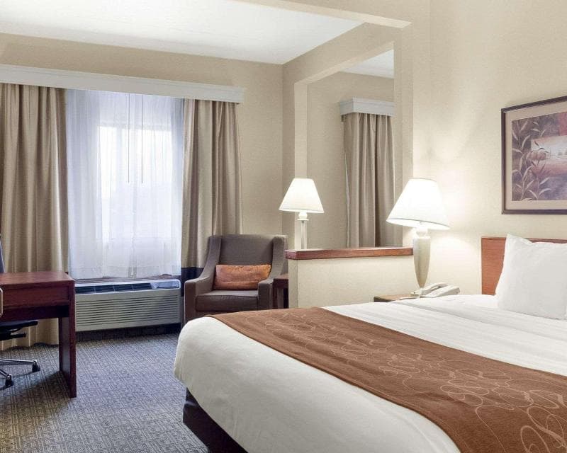 Comfort Inn Bismarck 3