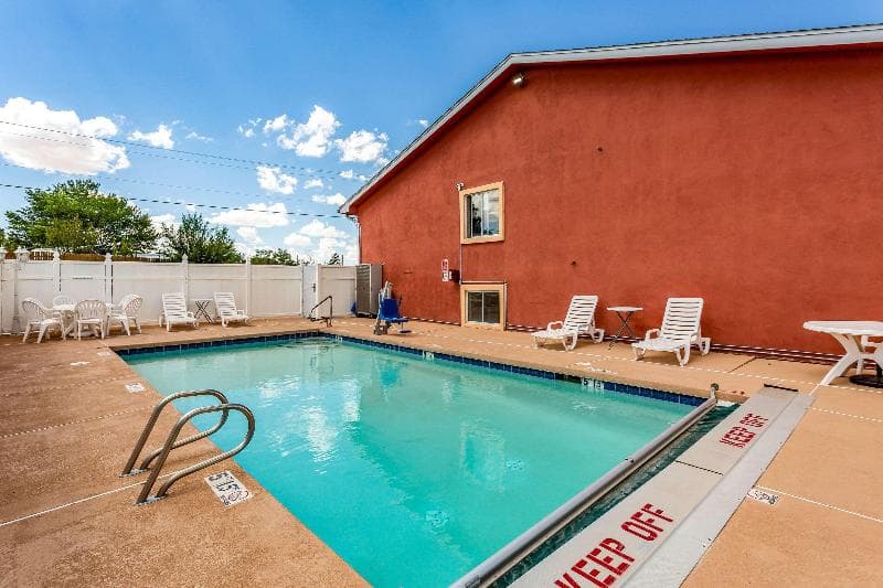 Quality Inn Los Lunas 4