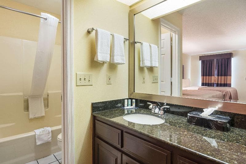 Quality Inn photo 1