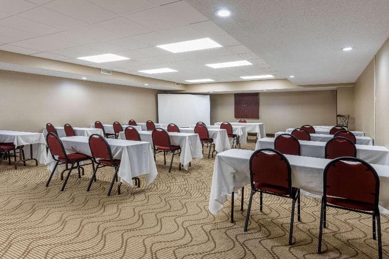 Comfort Inn Arlington Heights Chicago 3