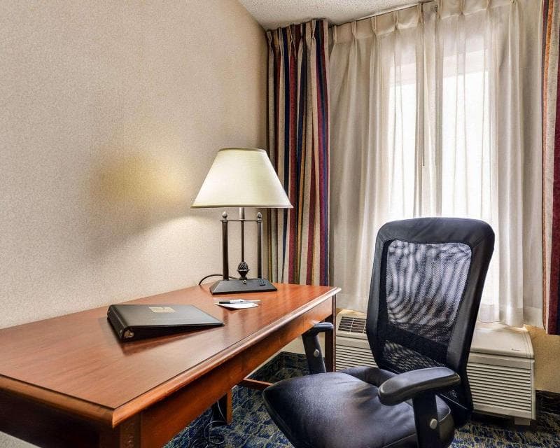 Quality Inn Spring Mills Martinsburg North 2
