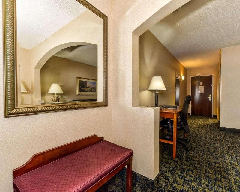 Quality Inn Spring Mills Martinsburg North 5