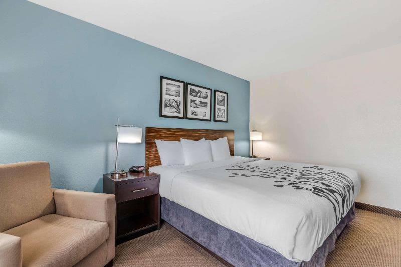 Sleep Inn & Suites Ames Near Isu Campus 5