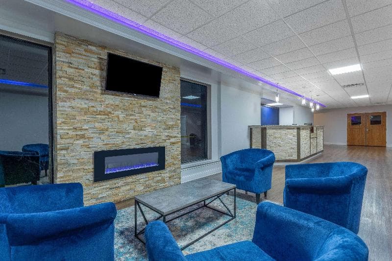 Days Inn & Suites By Wyndham Hammond 5