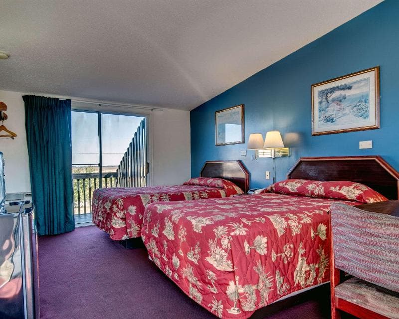 Rodeway Inn / Harbor photo 1
