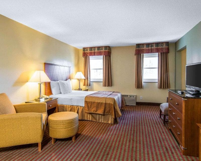 Mainstay Suites Williamsburg 2