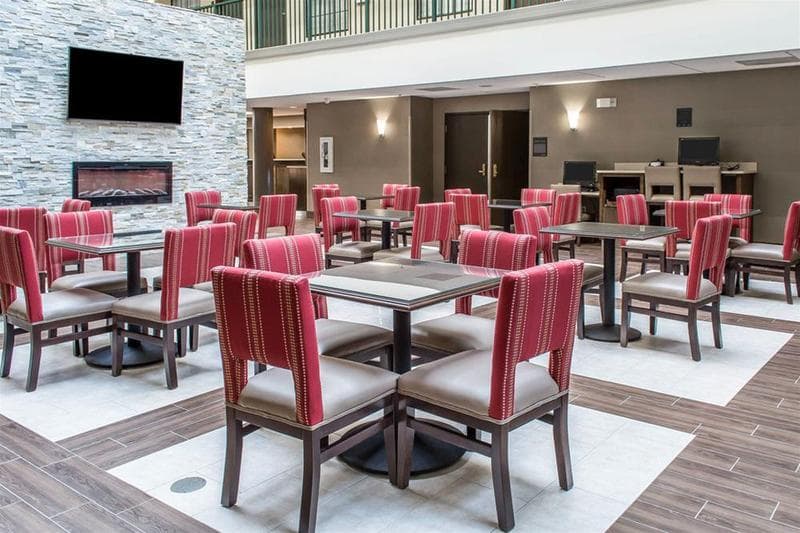 Comfort Suites Near Potomac Mills 5