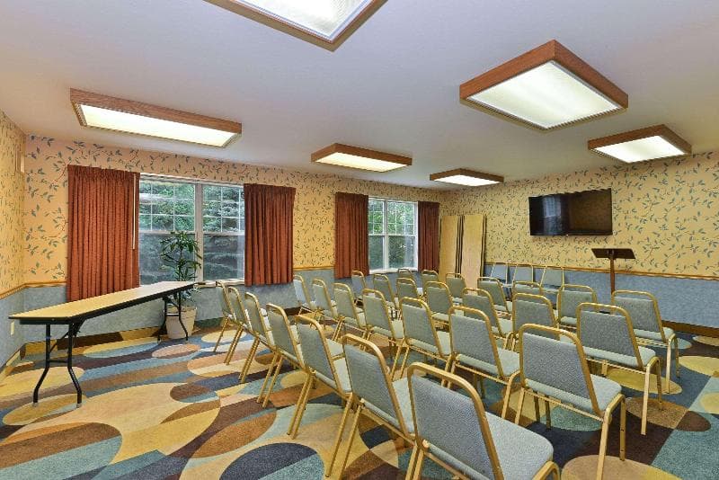 Quality Inn & Suites photo 1