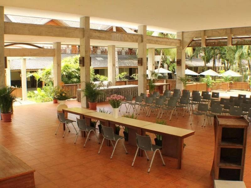 Pantai Indah Resort Hotel Timur 4