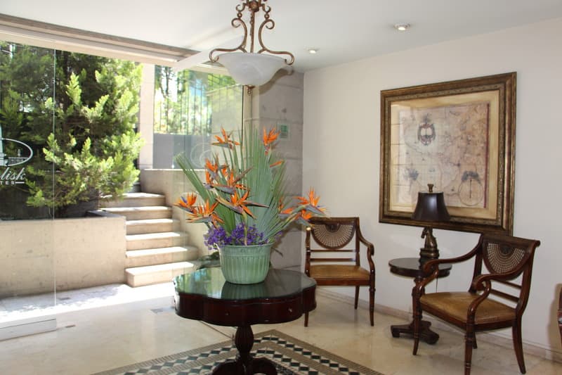 Obelisk Suites 3