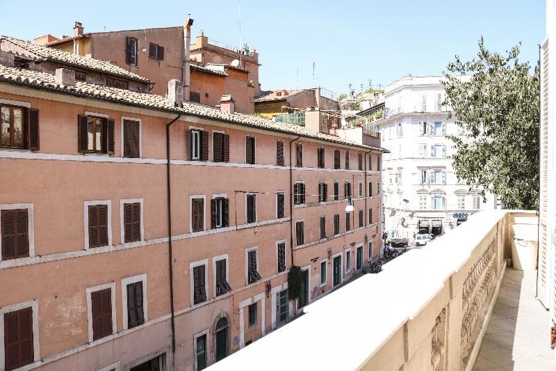 Rome Kings Suite 4