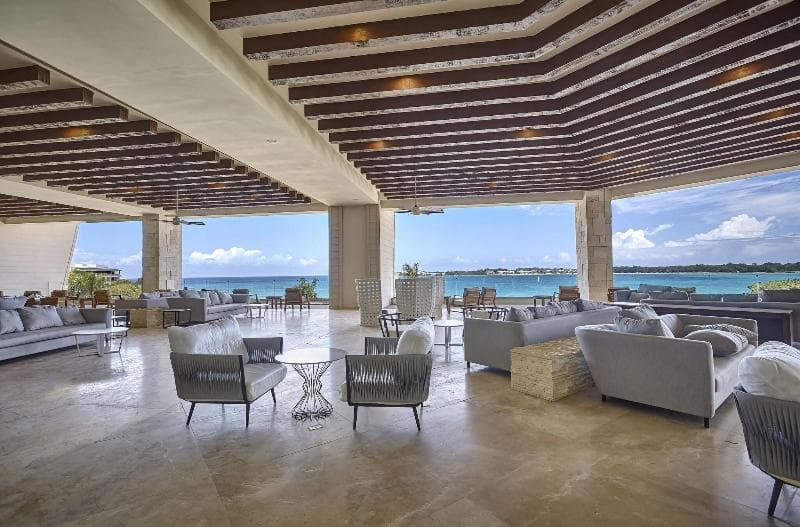 Royalton Negril Resort and Spa 4
