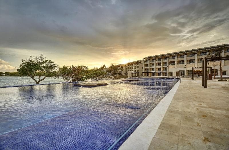 Royalton Negril Resort and Spa 5
