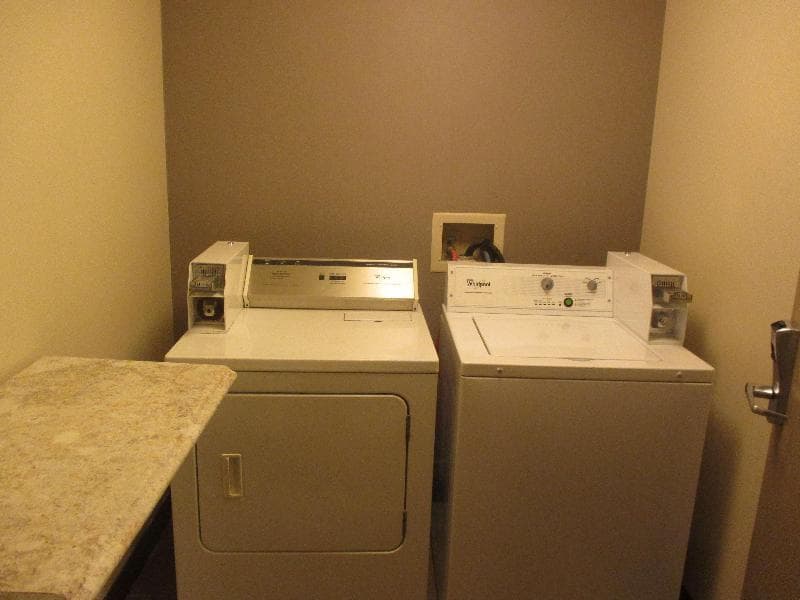 Best Western Harvest Inn & Suites 5
