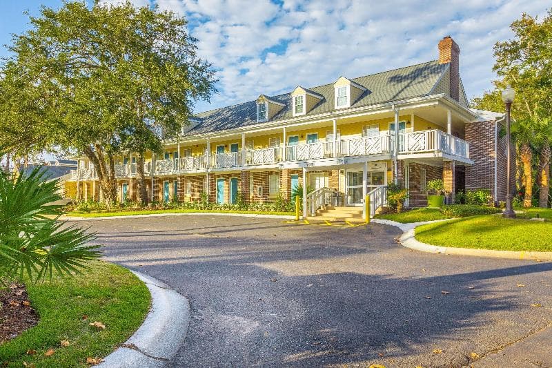Best Western Plus St. Simons 2
