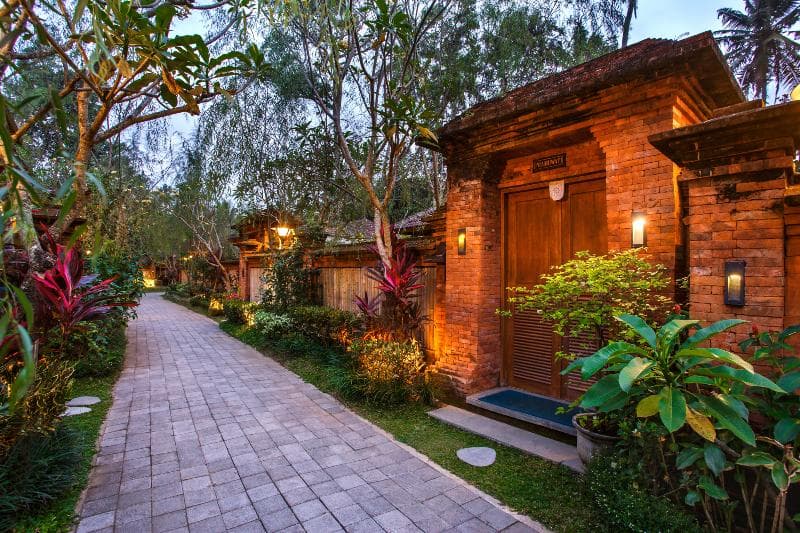 Ubud Raya Resort 4