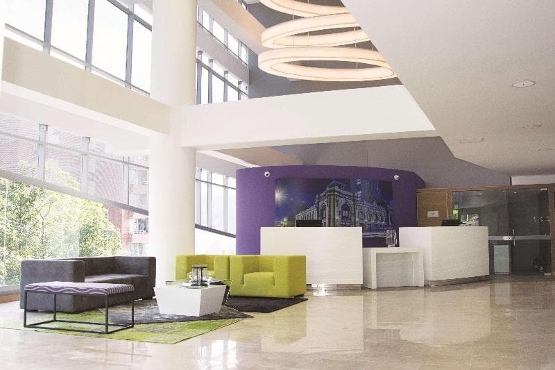 La Quinta By Wyndham Medellin 5