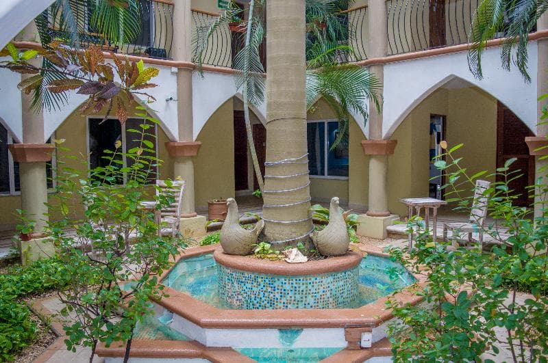 Sahara Hotel 5
