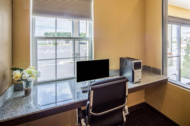 Suburban Extended Stay Hotel Fort Wayne