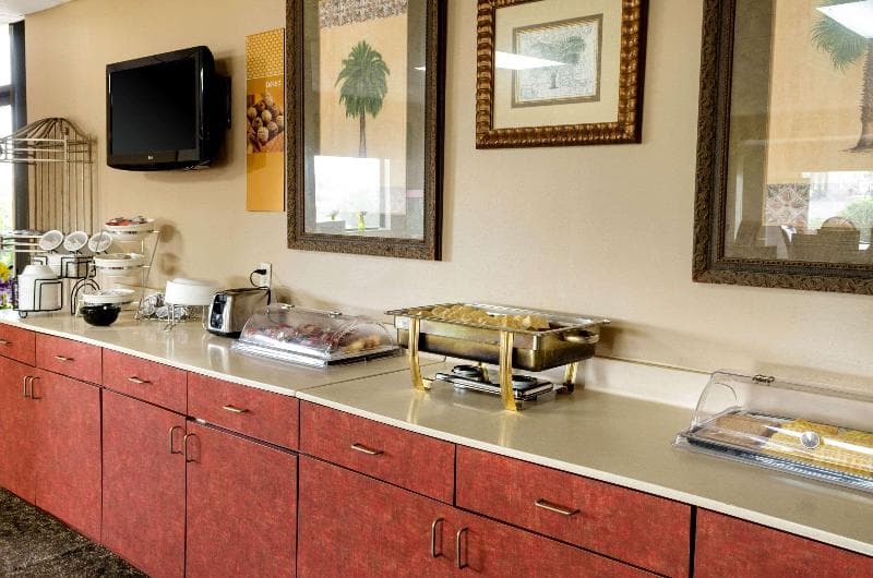 Rodeway Inn Cleveland