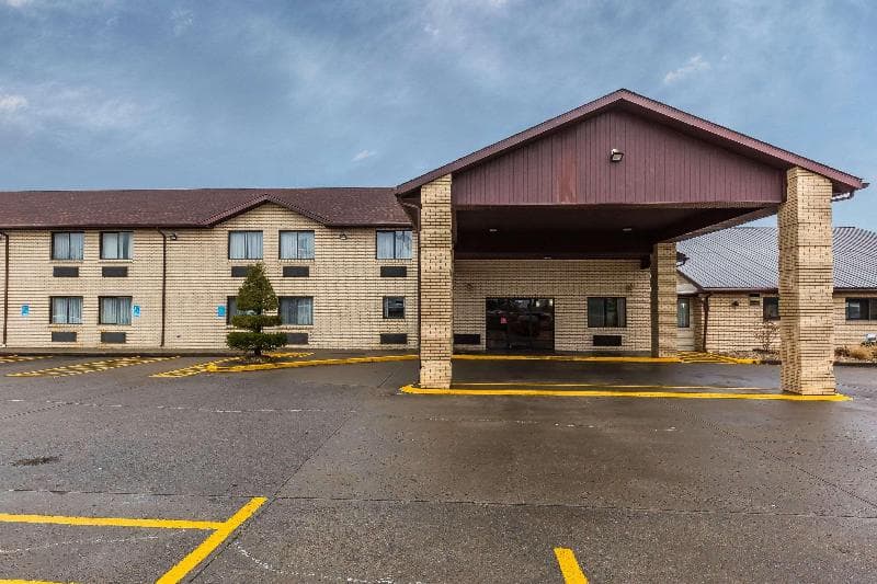 Quality Inn Mount Vernon, IL 5