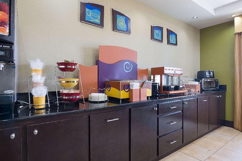Rodeway Inn & Suites Winnfield 3