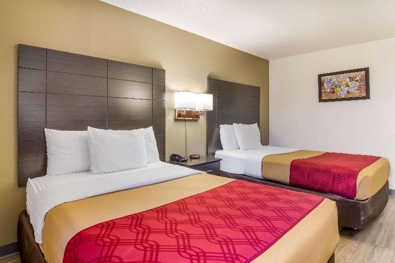 Days Inn by Wyndham Somerset PA I-70 I-76 4