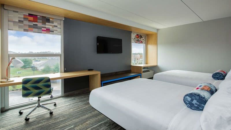 Aloft Louisville East 5
