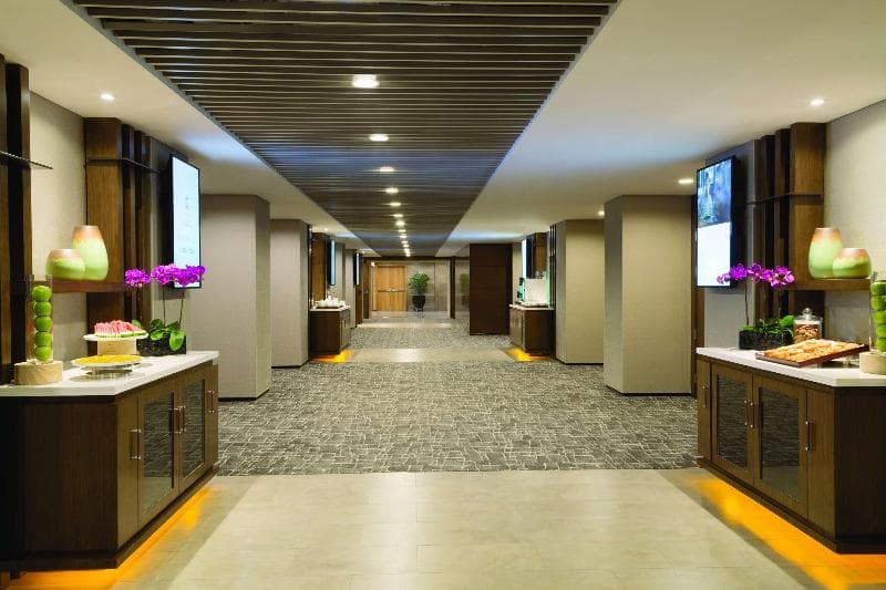 Hyatt Place Shenzhen Airport main