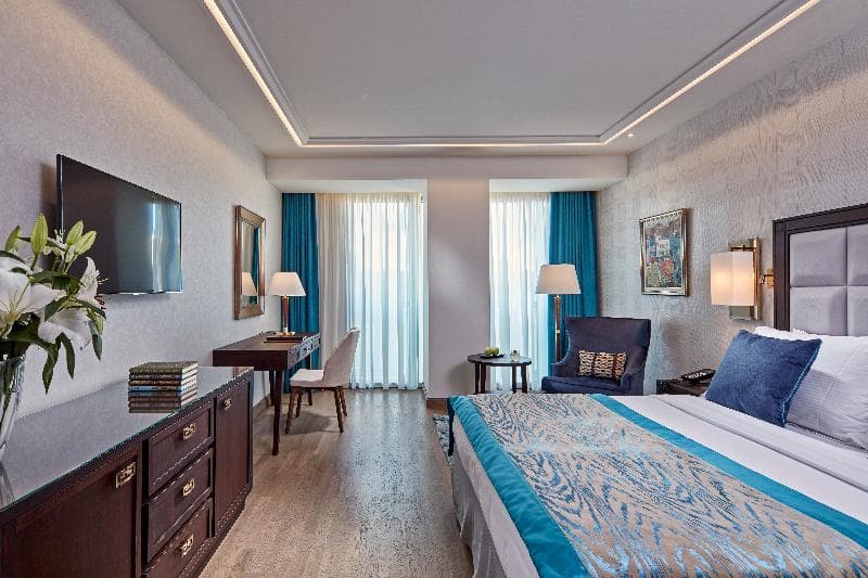 Electra Metropolis Hotel 5